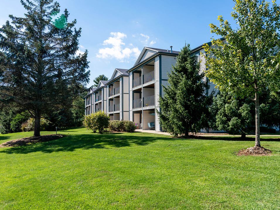 Photo Gallery Woodland Ridge Apartments in Spring Lake, MI